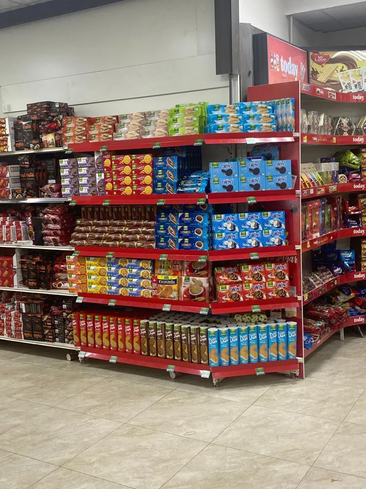 gullón retail display in Jordan · photo 8