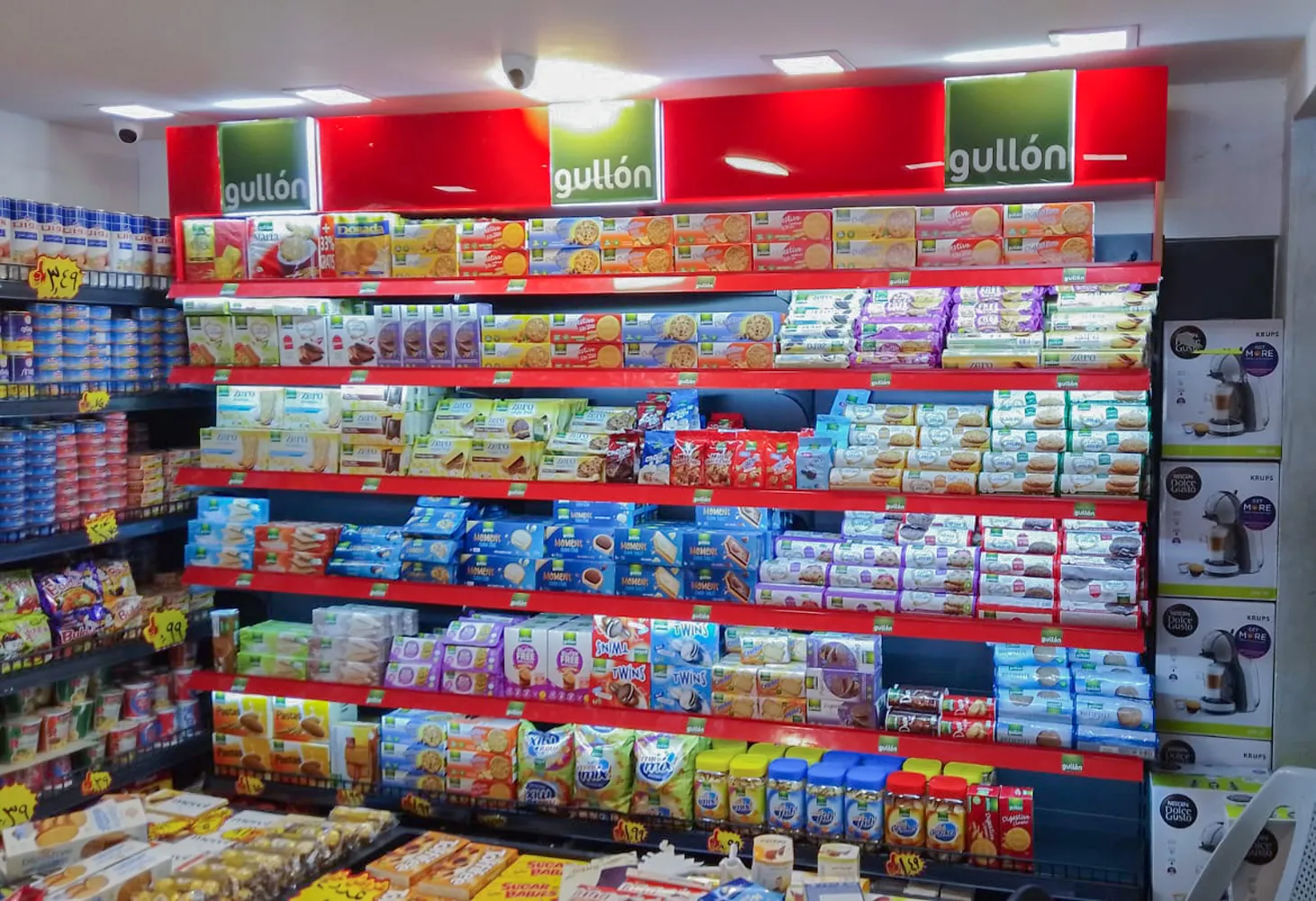 gullón retail display in Jordan · photo 5