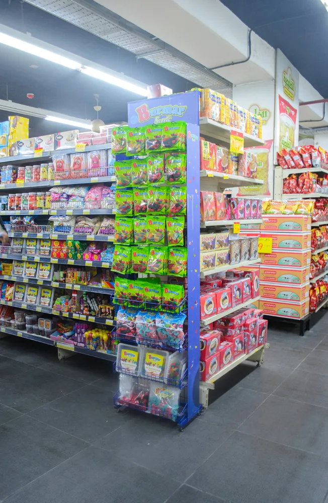 Burmar retail display in Jordan · photo 10