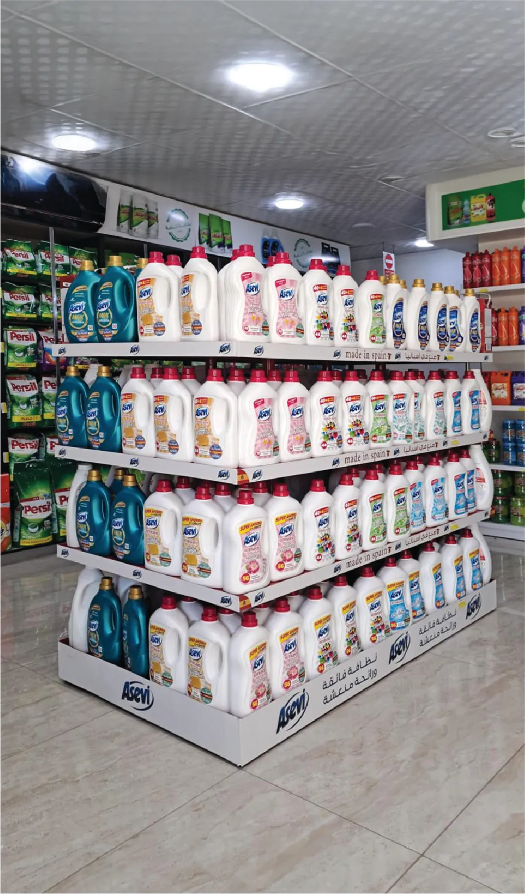 More from our portfolio retail display in Jordan · photo 32