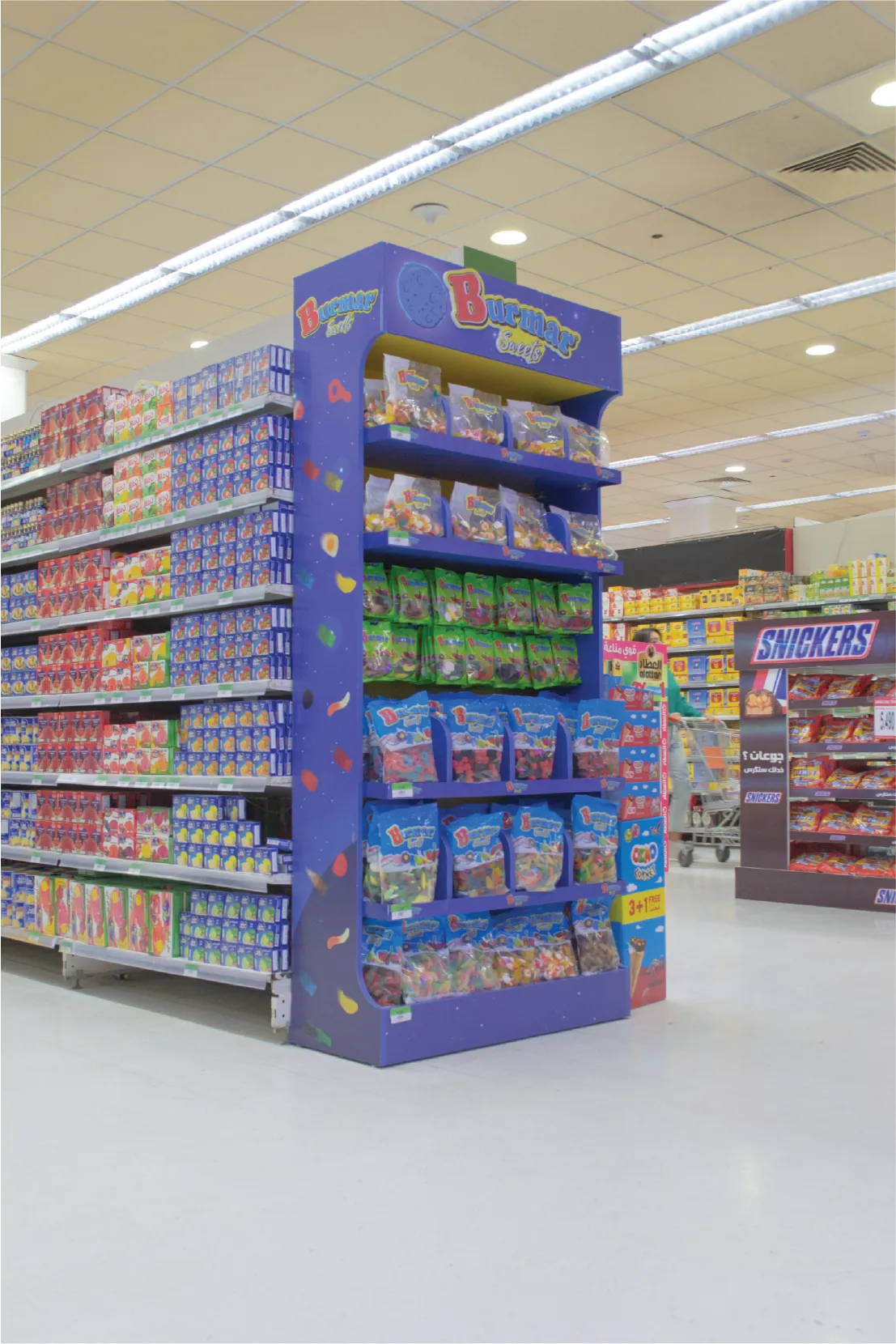 More from our portfolio retail display in Jordan · photo 17